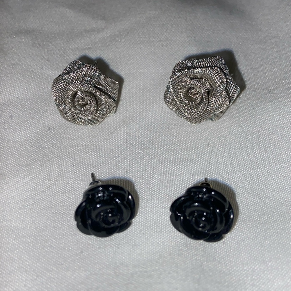 Flower earrings